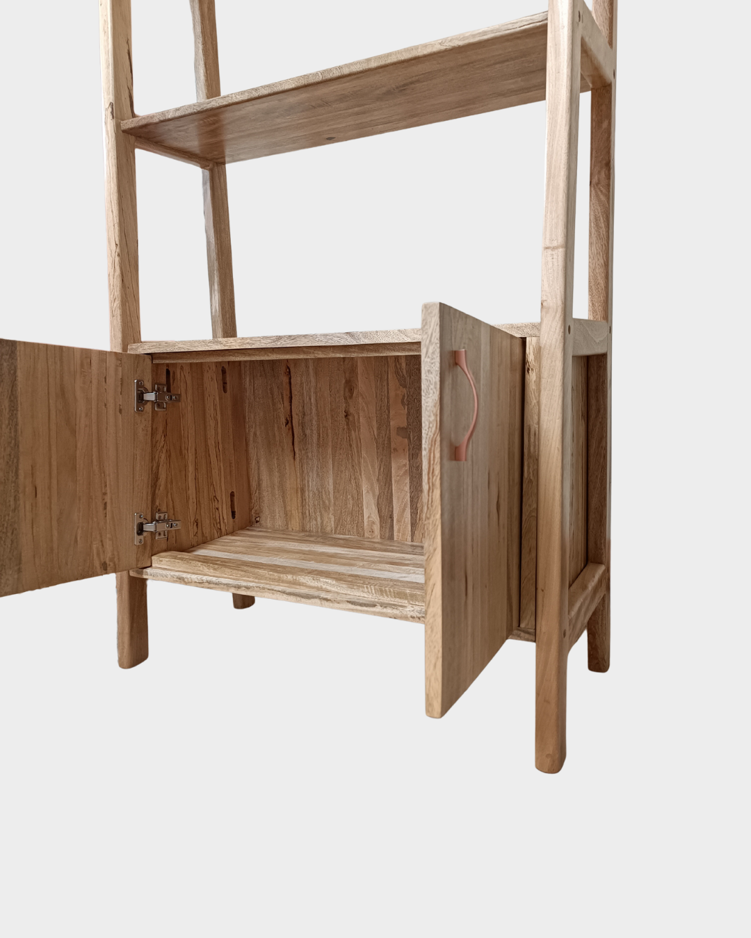 Freestanding shelving unit